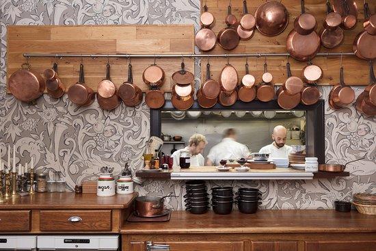 L'Escargot Bleu Restaurant